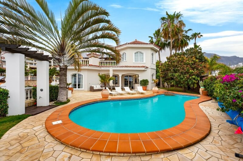Villa rentals