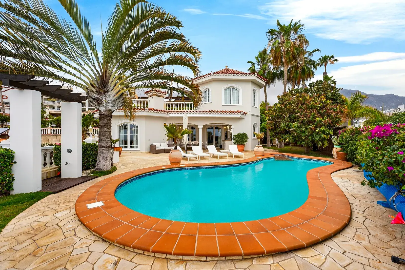 Luxury Villa El Duque Ocean View