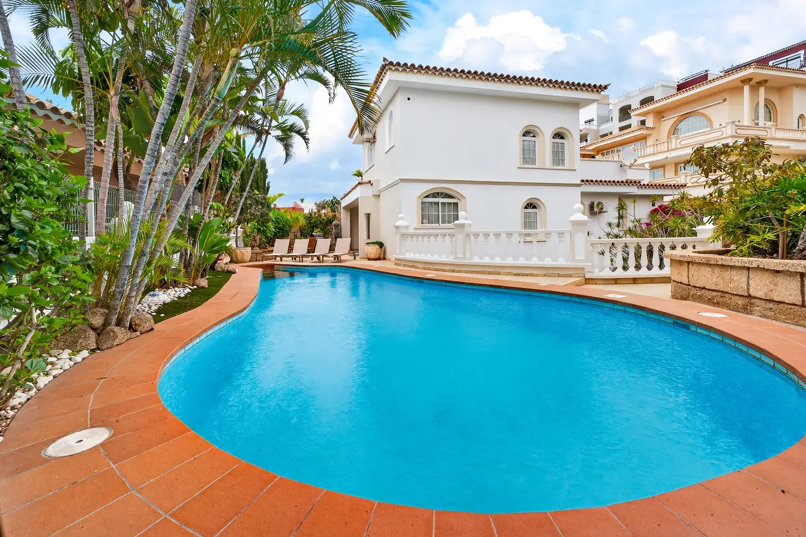 Luxury Villa El Duque