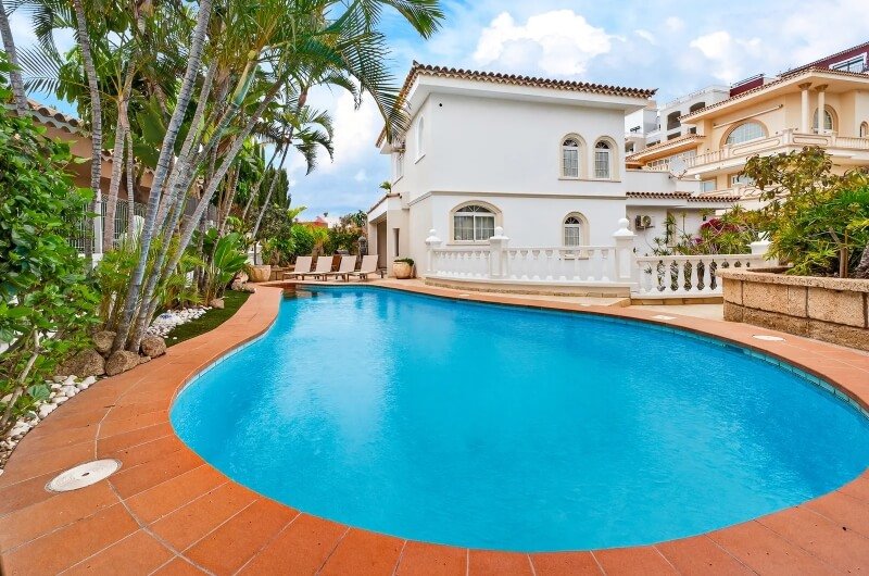 Luxury Villa El Duque